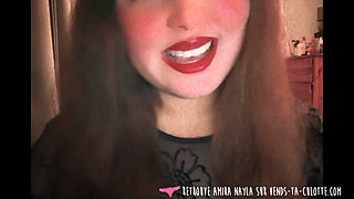 Vends-ta-culotte - A young North African girll gives you ten humiliating orders