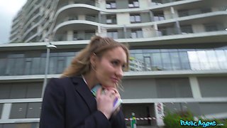 Martin Gun’s Blonde Passion in Hotel Bathroom