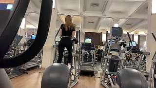 Quick Fuck in the Gym. Risky Public Sex with