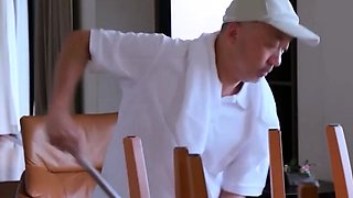 Hot asian slut gives hardcore blowjob to white stud