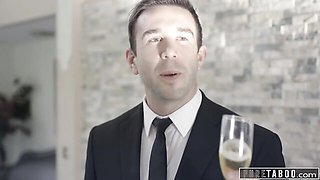 Watch squeaky Derrick Pierce and Avi Love's porn