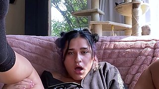 Pissing masturbating babe solo toy play