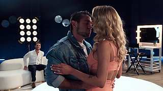 The guy fucks his wife’s friend in a steamy cuckold scene.