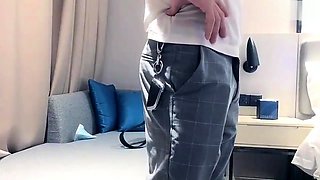 Omege japanese girl with big boobs on cams