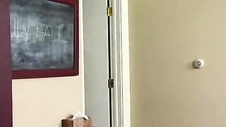 Amateur fetish big booty bitch riding with her bum