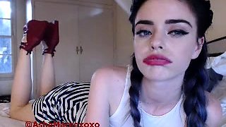 Cute blonde amateur webcam teen masturbating