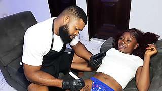 Krissyjoh Fucks Her Client with a Big Black Cock After Tattooing Her Ass and Pussy