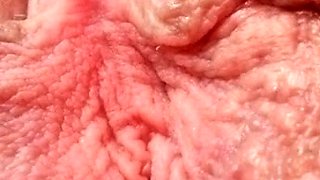 Pulled amateurs close up car sex