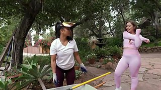 Tommy King has the best ass... it needs to get banged