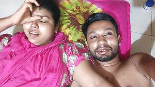 Beautiful New Married Wife Saree Romance