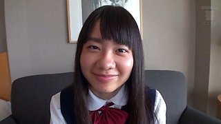 Japanese teen fingered in the clinic