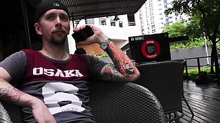 Tiny Thai teen picked up at coffee place