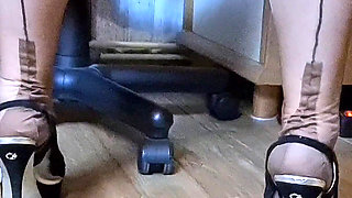 Fetish Show in Brown Ff-stockings: Part 1 in 4K