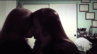 Asian Amateur Lesbians Kissing