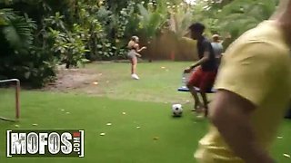 Mimi Monet Horny Blonde Outdoor Sex - Soccer Practice Swap for Big Cock Riding & Facial
