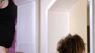 RealityJunkies Kira Perez Massage Parlor