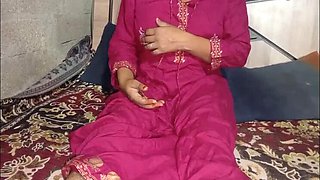 Desi Bhabhi Hardcore Anal Sex With Devar In Jungle - Indian Aunty Blonde Close-Up
