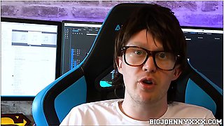 Geeky Nerd Makes Home Movie With His Hot Italian Pornstar Girlfriend Filmed By His Jealous Nerd Mate With Camera Man, Valentina Bianco And Scarlet Grey