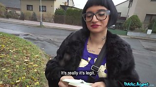 Candy Scott's Steamy French Cock Ride
