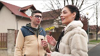 Skinny video with romantic chippie from VIP 4K