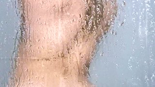 Amateur shower and masturbation