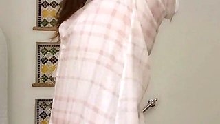 Hot amateur webcam teen masturbates for their fans