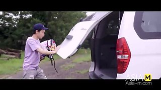 Asian Babe Guan Ming Mei Gives Blowjob & Fucks Doggystyle Outdoor - Live Sex Show Full Video