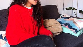 Close up MILF masturbation
