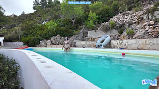 I Fuck the Guy From the Pool in Marseille - Voyeur POV Hard French Fuck