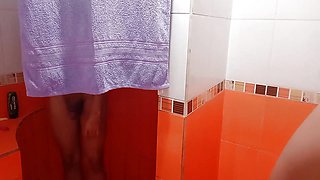 My Stepsister Goes Into the Bathroom to Look on Me and Then Starts Masturbating