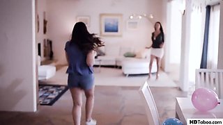 UNSPOILED TABOO You've Never Seen Such A Unusual Taboo Pornography! - Alexis Fawx