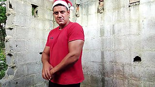 YURI GAÚCHO - SANTA'S HAS A THICK ROD - PARODY HARDCORE - MEXICAN HAIRY MAN XLCOCK CUMLOAD