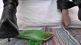 Smoking Mistress and Green Dessert From Boot Soles, POV Clip, Lady Victoria Valente in German