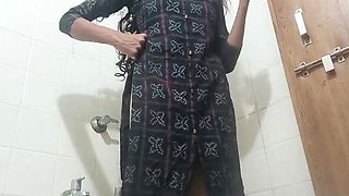 Sweet Disha Aunty Fucks Son's Friend Rahul - Big Ass Indian Bhabhi Rough Sex