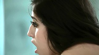 All-natural vixen April O'Neil gets properly fucked in the bathroom
