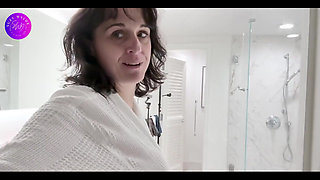 Peep Suzy Wylde's Birthday Surprise!