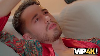 Vip4k. she should have been more careful with this lashed cream