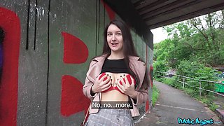 Isabella Both's Steamy Irish Heat in a Masturbating Taxi Rush