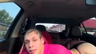 Amateur blowjob in public stall