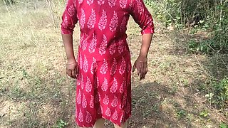 Hot Indian Housewife Outdoor Fuck with Palani69 and Laxi Ammu - Blowjob & Role Play