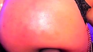 Close up MILF masturbation