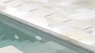 Fuck Me in Swimmingpool