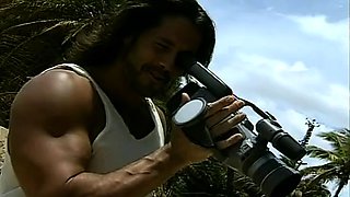 Amateur Couple Enjoys Exhibitionist Public Beach Sex