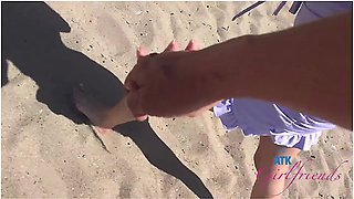 Sloppy Blowjob And Fun In The Car With Summer Vixen On Beach Date Pov