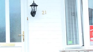 Bathroom sex with a wife Elicia Solis in a new house