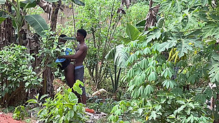 Be Quick so No One Will Catch Us (behind the Scenes)