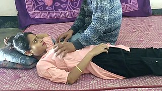 Hot Desi Bhabhi Parnita Fucking Hard in Room - Indian Sex Video