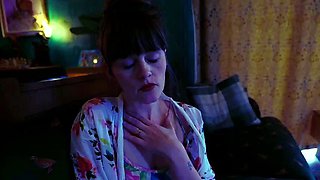Sydney Harwin – Mommys Extremely Overdeveloped Son