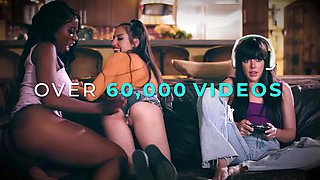 GIRLSWAY - Housekeeper Olivia Madison Caught Naughty Glimpses Of Her Bosses - FRENCH SUBTITLES