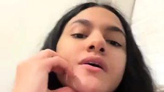 Brunette Solo Webcam Masturbation